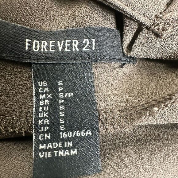 NWOT Forever 21 Women’s Mocha Brown Jumpsuit with Belted Waist - Size Small - Picture 4 of 7